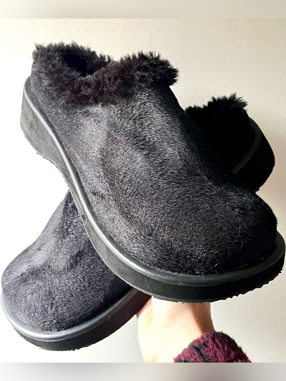 Women's Togo Black Faux-Fur Slip-On Clog Y2K 8.5 Wide